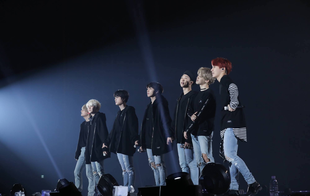 BTS 2017 THE WINGS TOUR THE FINAL REMASTERED Szene 1