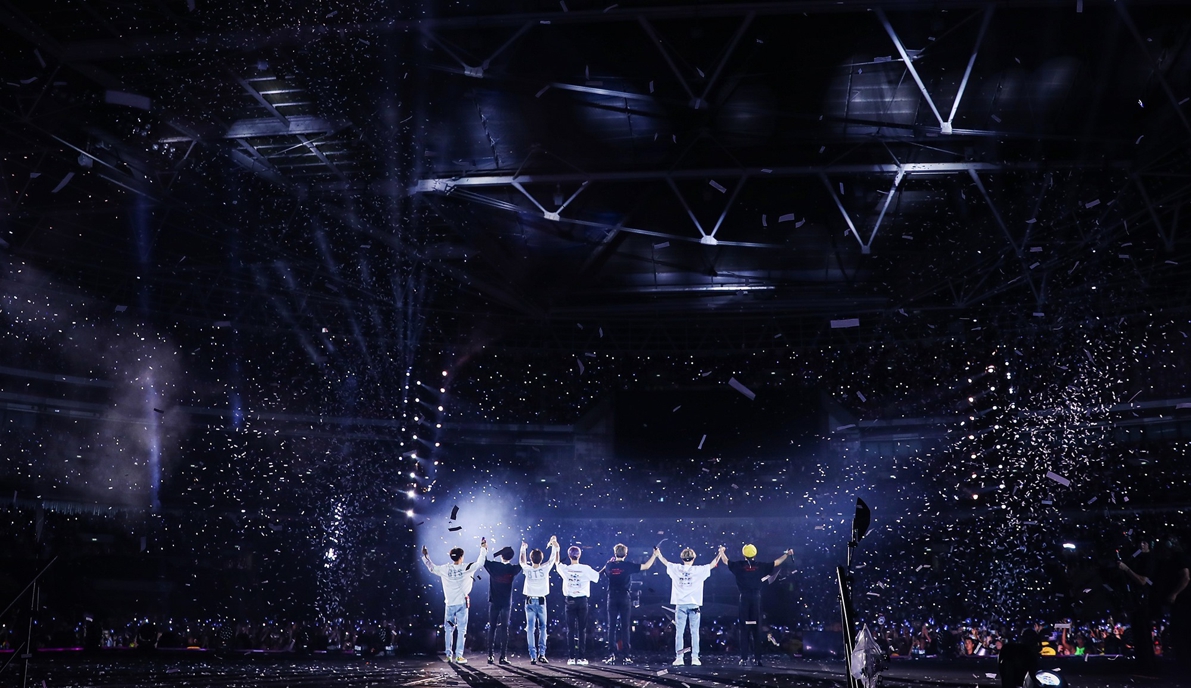 BTS 2019 ‘LOVE YOURSELF: SPEAK YOURSELF’ LONDON REMASTERED Szene 1