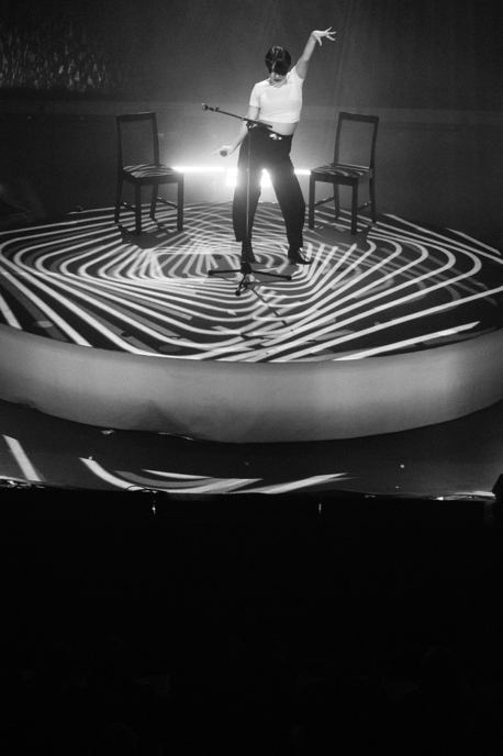 MITSKI: THE LAND Szene 2