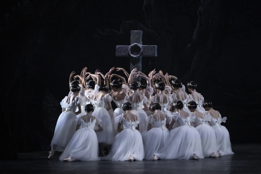 GISELLE: OPERA DE PARIS (2025) Szene 1