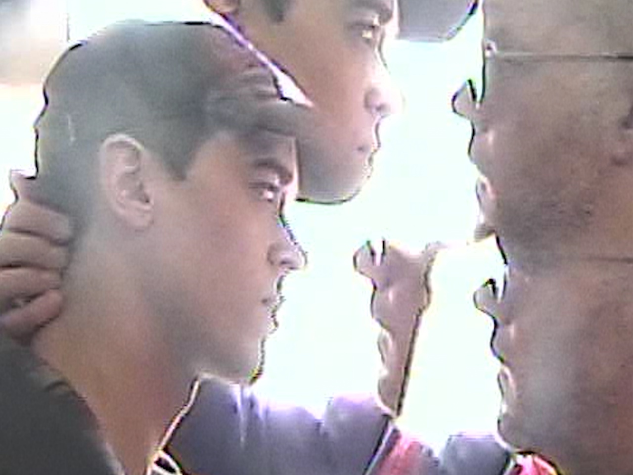 PLAINCLOTHES Szene 1