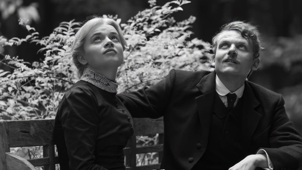 SILENT FRIEND Szene 1