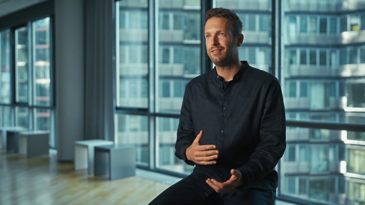 WELTKARRIERE EINER LÜGE: DIE PROTOKOLLE DER WEISEN VON ZION Szene 3