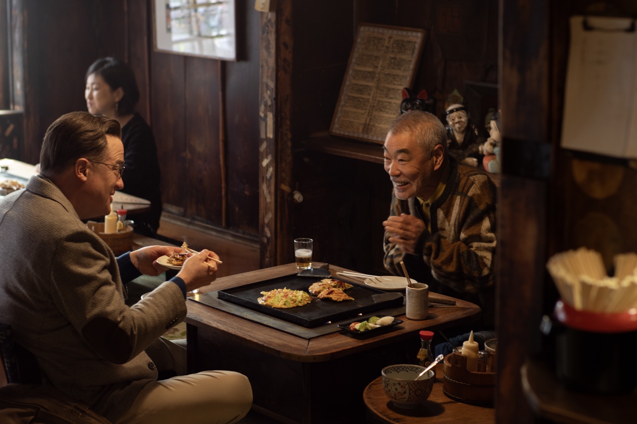 RENTAL FAMILY Szene 3