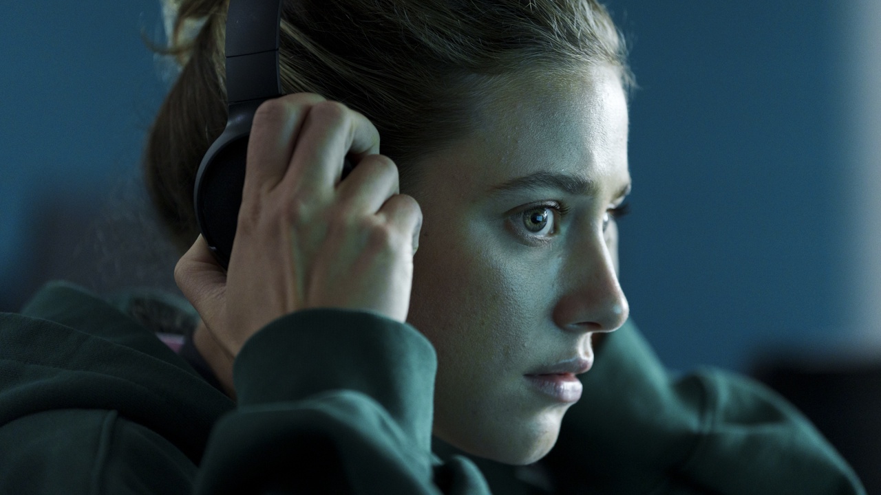 AMERICAN SWEATSHOP Szene 3