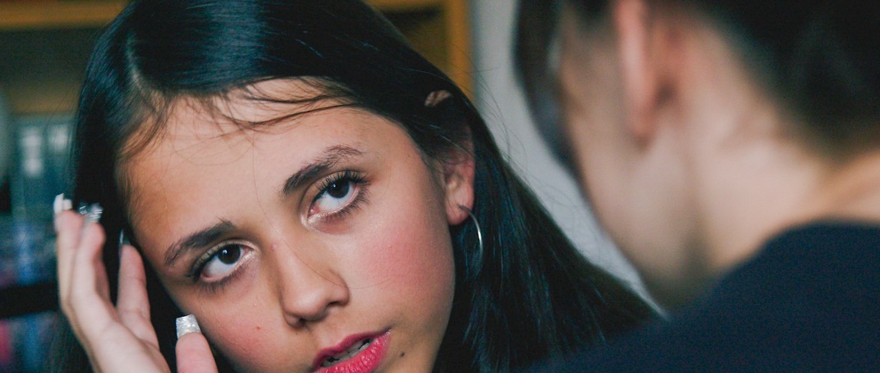 GIRLS DON'T CRY Szene 3