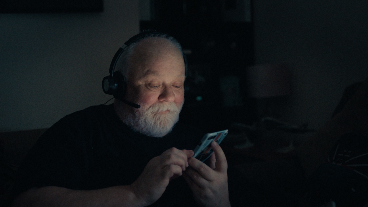 FINDING CONNECTION Szene 2