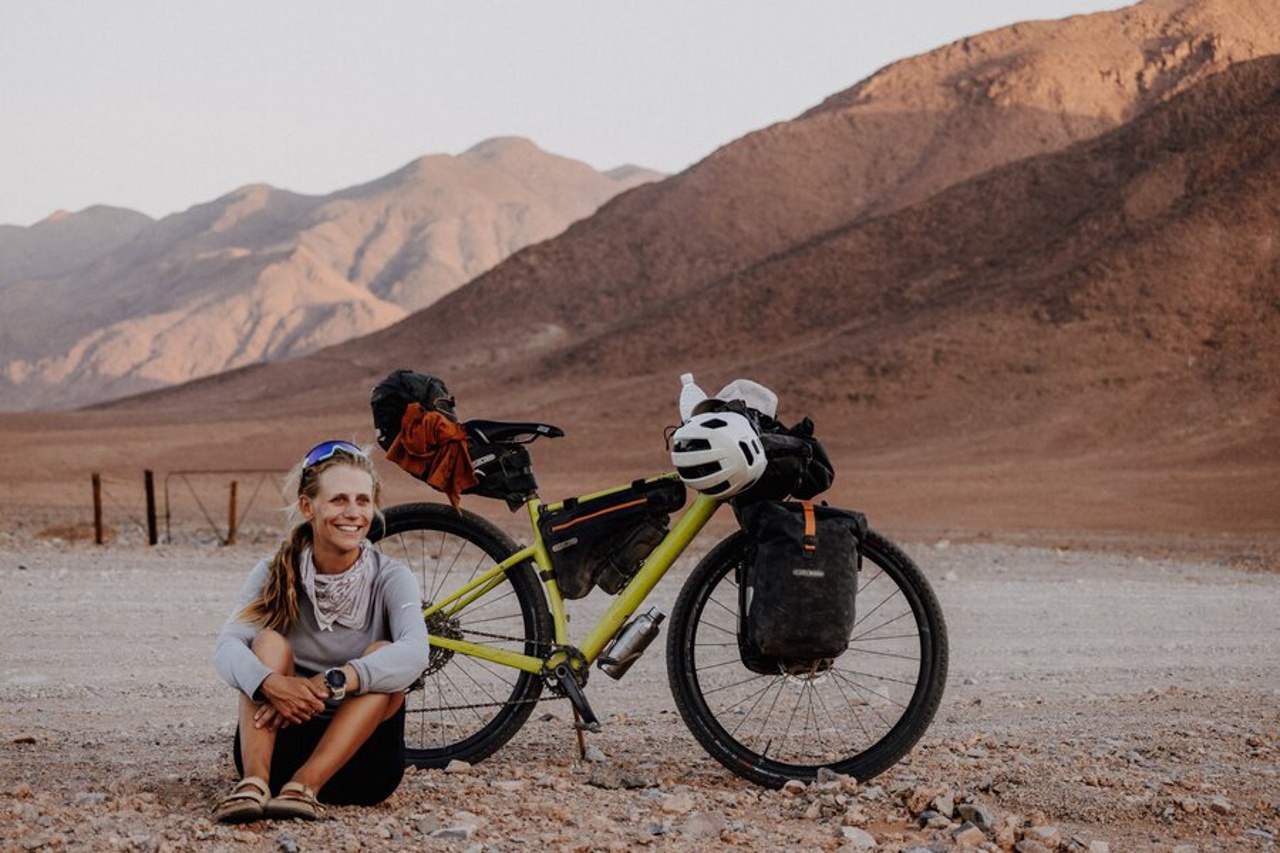 SAME SUN - MIT DEM FAHRRAD DURCH AFRIKA Szene 2