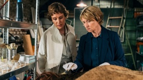 Filmszene 2 – IM SPIEGEL MEINER MUTTER