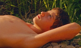 Filmszene 3 – STRANGE RIVER (OmU)
